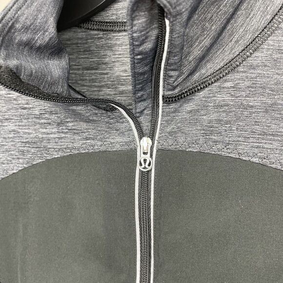 LULULEMON Womens Sun Runner Hybrid Pullover Sz 4 Black Gray 1/2-Zip Jacket - Picture 4 of 7